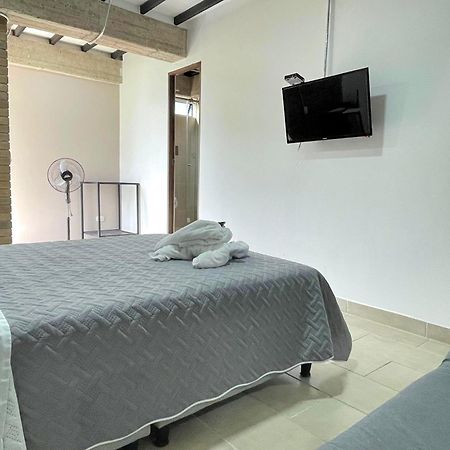 M1145 Aparta Loft 佩雷拉 外观 照片