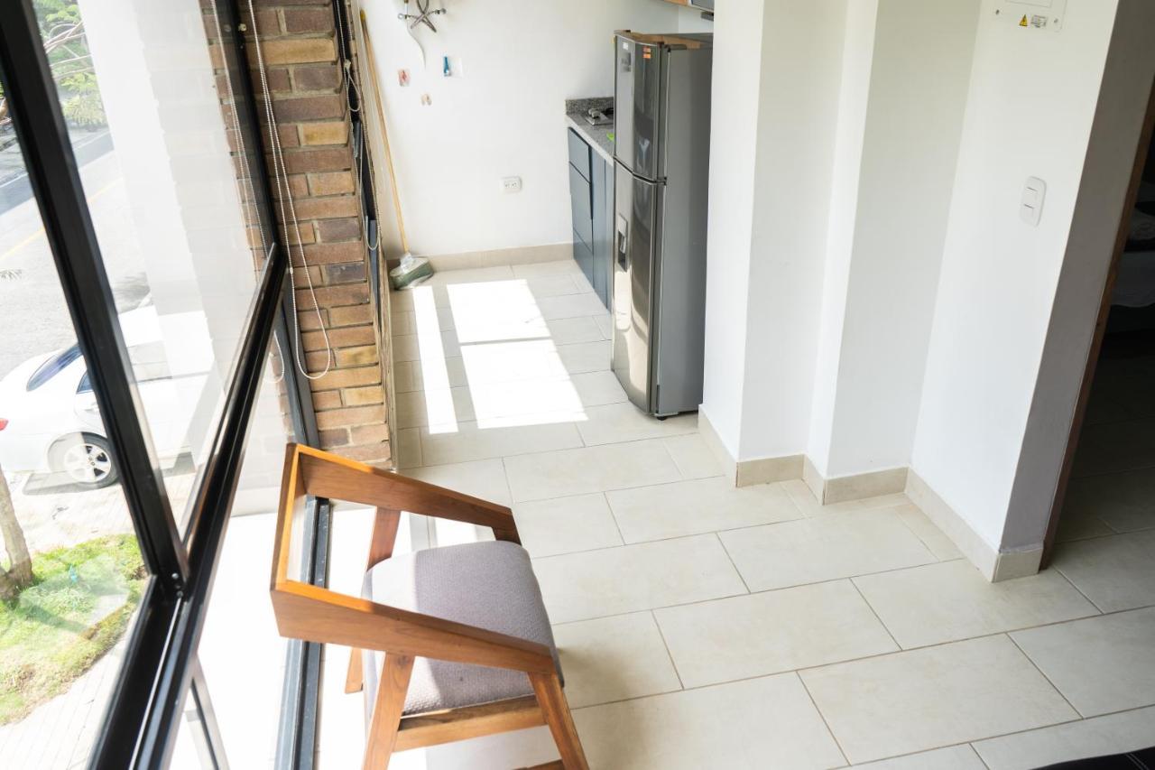 M1145 Aparta Loft 佩雷拉 外观 照片