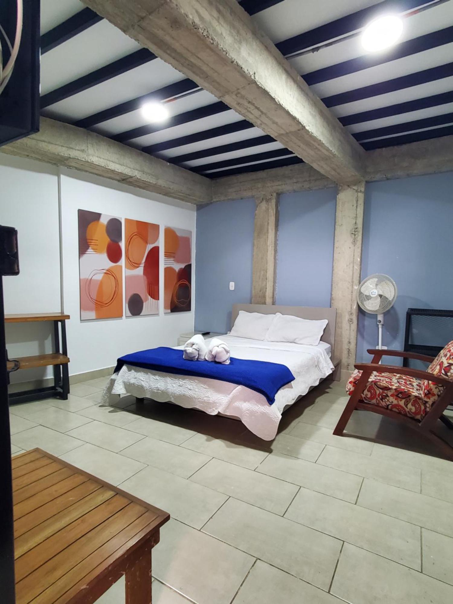 M1145 Aparta Loft 佩雷拉 外观 照片