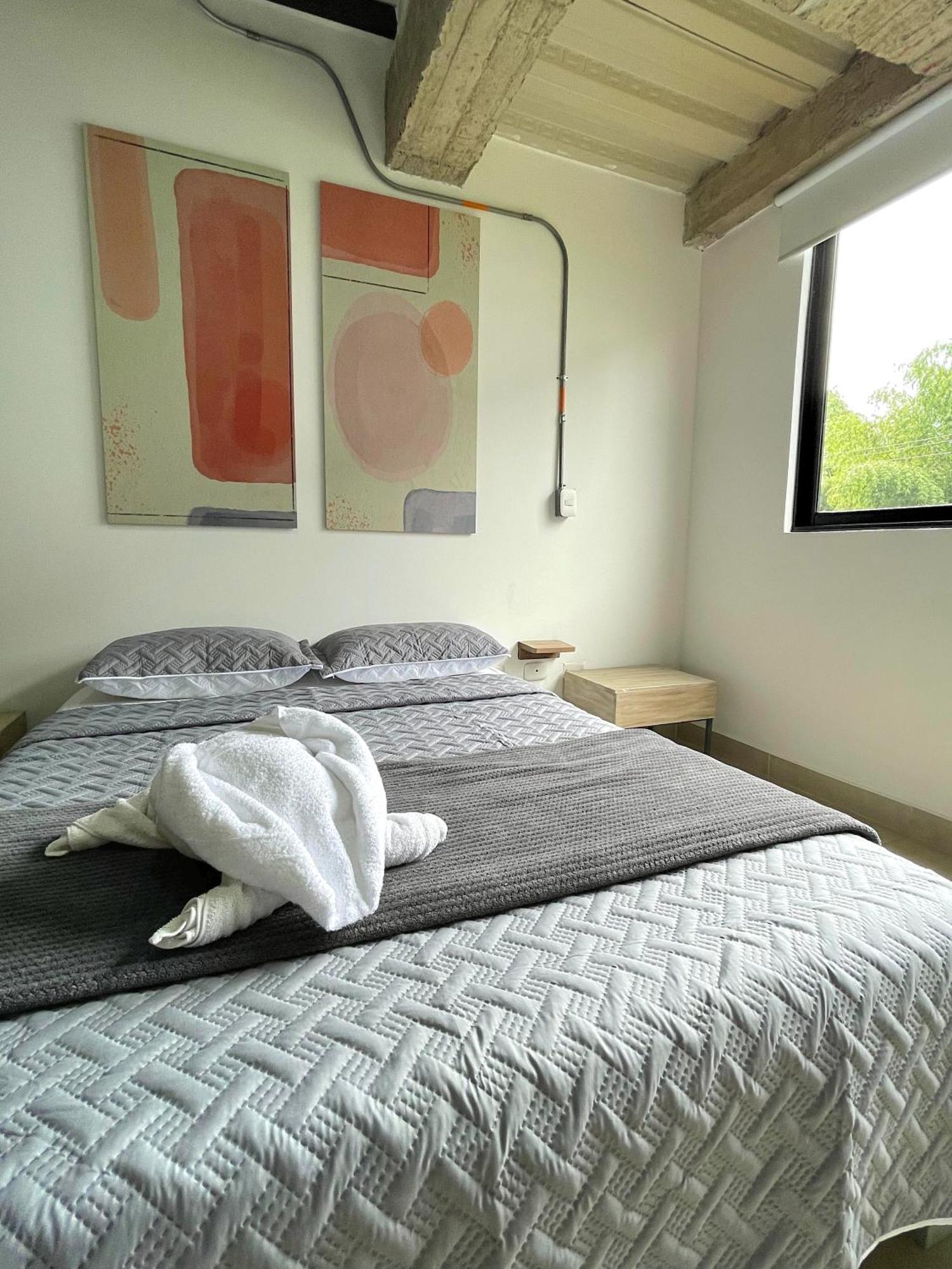 M1145 Aparta Loft 佩雷拉 外观 照片
