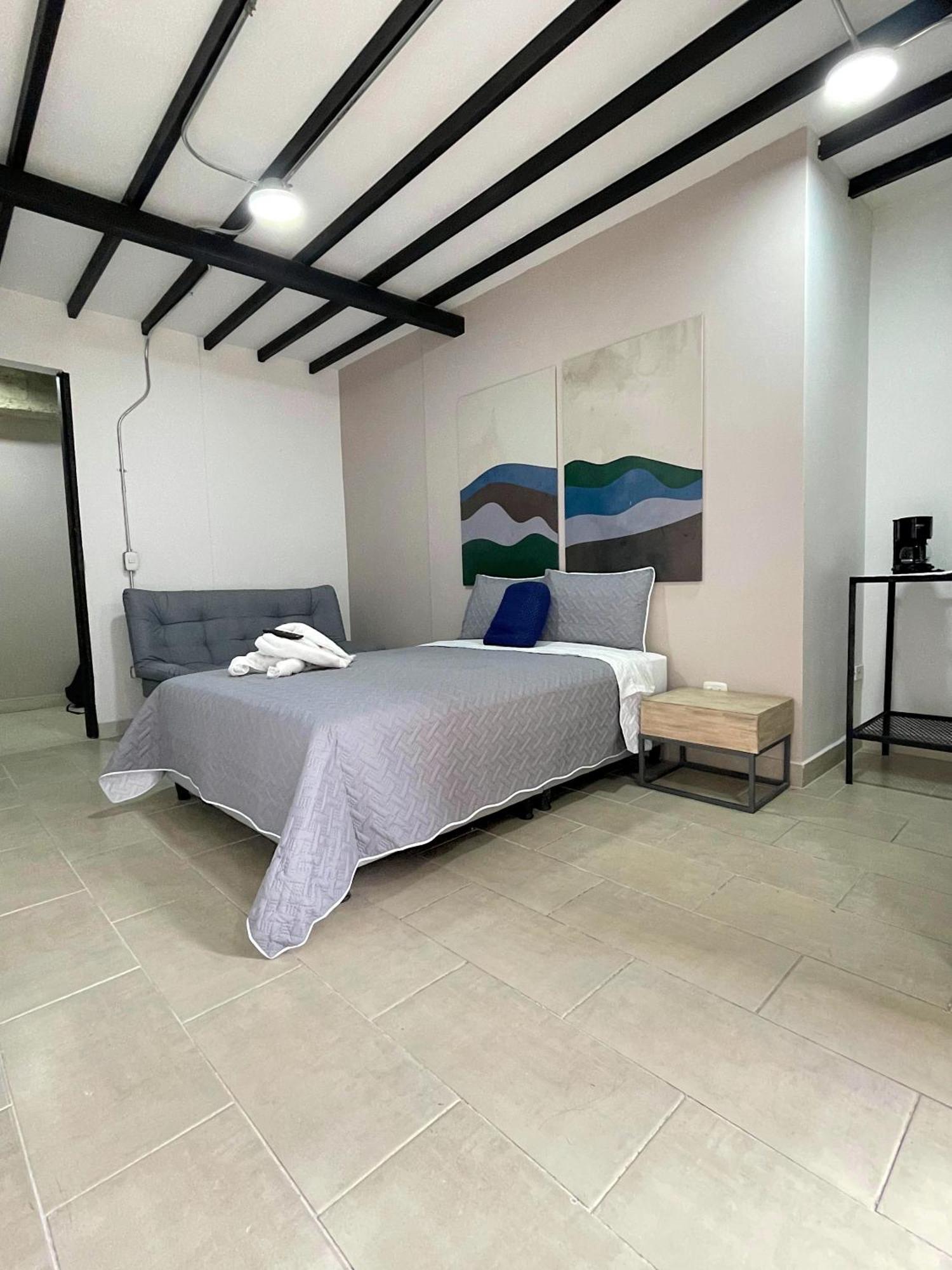 M1145 Aparta Loft 佩雷拉 外观 照片