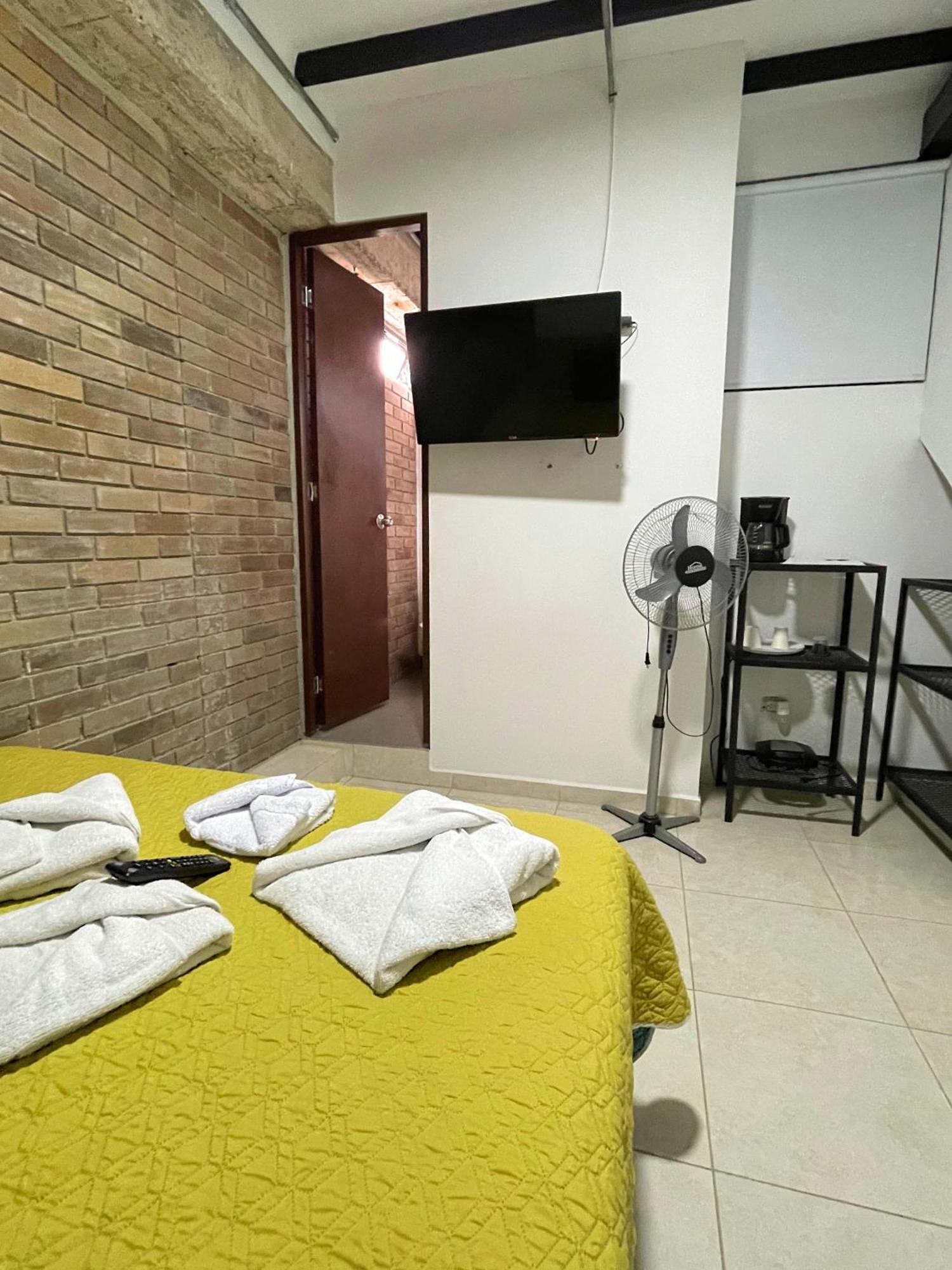 M1145 Aparta Loft 佩雷拉 外观 照片